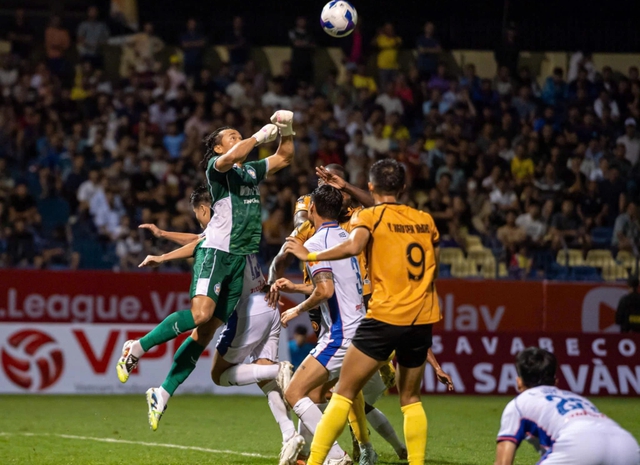 HLV Choi Won-kwon muốn Thanh Hóa vô địch V-League, HLV Đà Nẵng lại chỉ mong trụ hạng- Ảnh 1. HLV Choi Won-kwon muốn Thanh Hóa vô địch V-League, HLV Đà Nẵng lại chỉ mong trụ hạng- Ảnh 1.