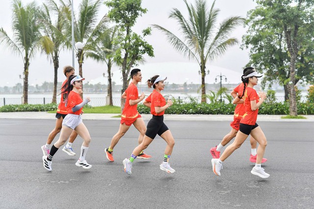 Gần 19.000 VĐV đăng k&yacute; giải chạy 'Việt Nam t&ocirc;i đ&oacute;' tr&ecirc;n cung đường đẹp như mơ- Ảnh 4.