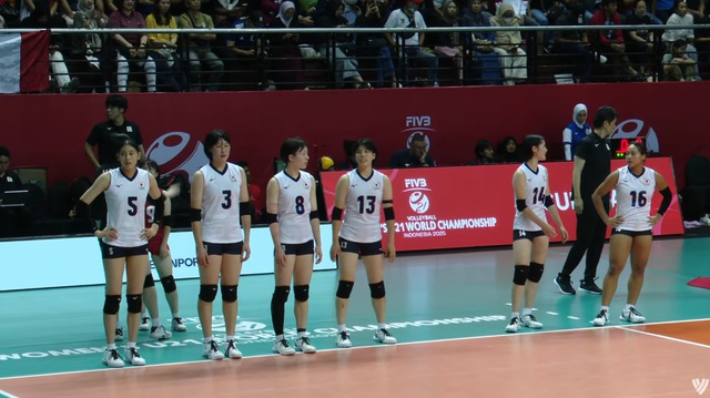 U.21 Ý đánh bại Nhật Bản sau 5 set siêu kịch tính, vô địch giải bóng chuyền U.21 thế giới- Ảnh 5. U.21 Ý đánh bại Nhật Bản sau 5 set siêu kịch tính, vô địch giải bóng chuyền U.21 thế giới- Ảnh 5.