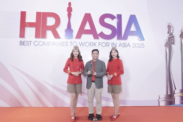 HR Asia Awards 2025 vinh danh Vietjet là 'Nơi làm việc tốt nhất Châu Á'- Ảnh 1. HR Asia Awards 2025 vinh danh Vietjet là 'Nơi làm việc tốt nhất Châu Á'- Ảnh 1.