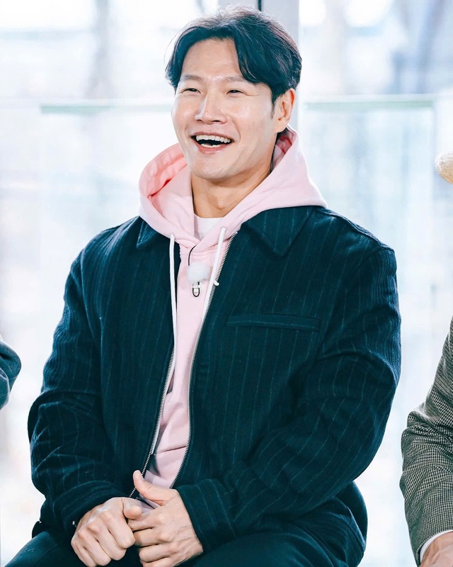 Kim Jong Kook bất ngờ tuyên bố kết hôn - Ảnh 1.