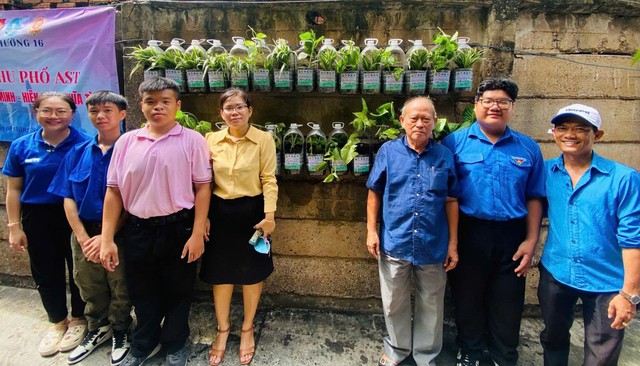 Sài Gòn còn lắm chữ thương- Ảnh 3.