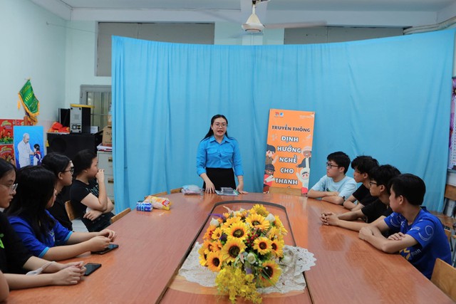 Sài Gòn còn lắm chữ thương- Ảnh 2.