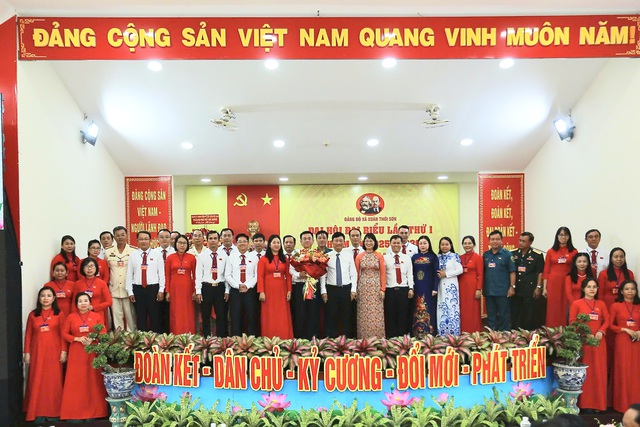 Chủ tịch HĐND TP.HCM:Xã Xuân Thới Sơn phải đẩy nhanh các dự án hạ tầng trọng điểm - Ảnh 1.