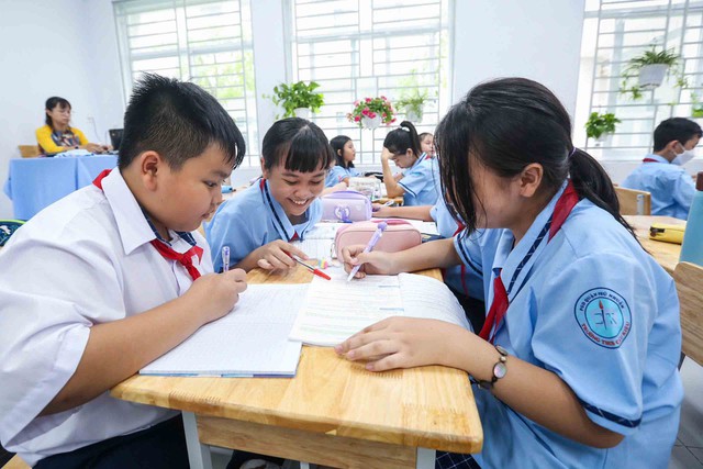 Giáo viên nói gì về 'một chương trình, nhiều bộ sách giáo khoa'? - Ảnh 1.