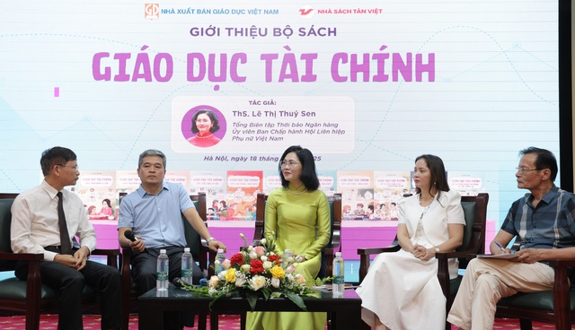 NXBGDVN giới thiệu bộ sách Giáo dục tài chính cho học sinh lớp 1 đến 12 - Ảnh 4.