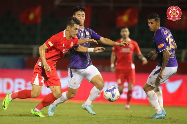 HLV Kim Sang-sik quay lại H&agrave; Nội, U.23 Việt Nam hội qu&acirc;n ng&agrave;y 29.8
- Ảnh 2.