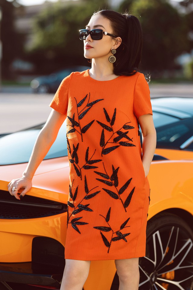 Mini dress, điểm nhấn thời thượng cho thời trang couture đường phố- Ảnh 2.