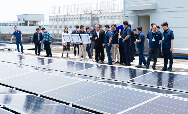 Samsung thu hơn 2,5 triệu kWh mỗi năm từ điện mặt trời áp mái tại Việt Nam- Ảnh 1.
