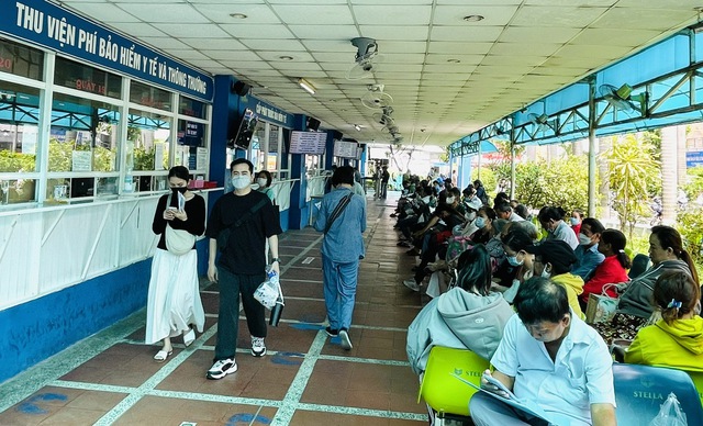 Bệnh viện ở TP.HCM bị "treo" hơn 2.485 tỉ đồng khám chữa bệnh bảo hiểm y tế - Ảnh 1.