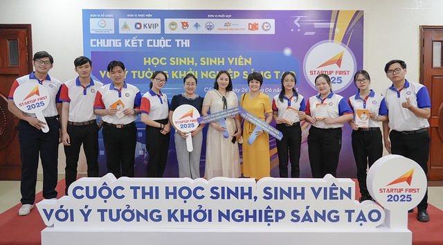 Sinh viên ngành dược làm ra viên ngậm giải rượu - Ảnh 1.