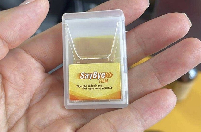 Sinh viên ngành dược làm ra viên ngậm giải rượu - Ảnh 2.
