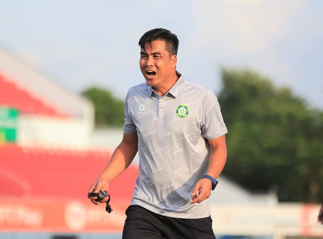 Xuân Trường, Công Phượng và Minh Vương hẹn V-League mùa sau: Hiểu Minh chia tay giải hạng nhất- Ảnh 5. Xuân Trường, Công Phượng và Minh Vương hẹn V-League mùa sau: Hiểu Minh chia tay giải hạng nhất- Ảnh 5.