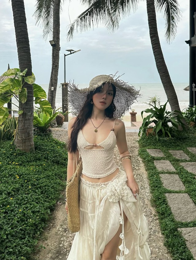 Chạm đến vẻ kiêu kỳ cùng mũ rộng vành tinh tế - Ảnh 5.