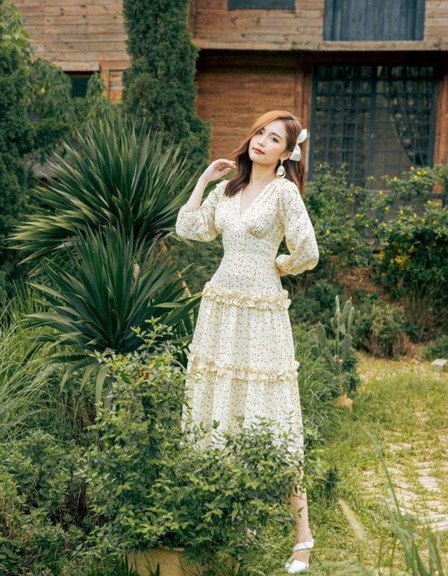 Phong cách nàng thơ dịu dàng với váy hoa nhí- Ảnh 5.