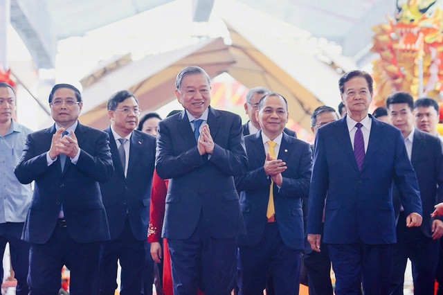 Tự tin l&agrave;m tiếp những c&ocirc;ng tr&igrave;nh thế kỷ - Ảnh 1.