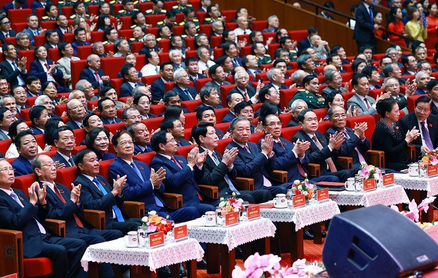 Tổng Bí thư: Đằng sau sự thịnh vượng đang đến gần là những hy sinh lặng lẽ- Ảnh 2.