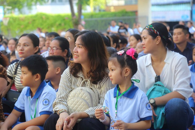 Cô hiệu trưởng gửi thư cảm ơn phụ huynh lớp 1 trong ngày tựu trường - Ảnh 3.