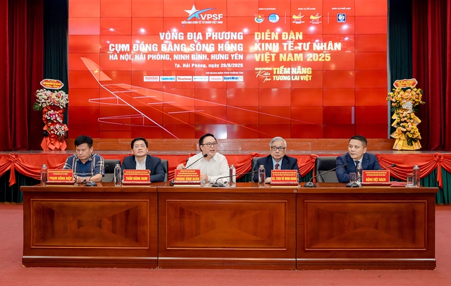 Doanh nghiệp trẻ b&agrave;n giải ph&aacute;p đưa Nghị quyết của Bộ Ch&iacute;nh trị v&agrave;o thực tiễn- Ảnh 1.