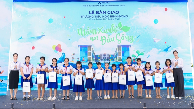 Khánh thành trường tiểu học hiện đại bậc nhất Quảng Ngãi - Ảnh 3.