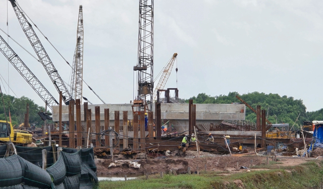 Vĩnh Long: Dân bức xúc bồi thường GPMB kiểu “ghi một đằng, làm một nẻo” - Ảnh 3.