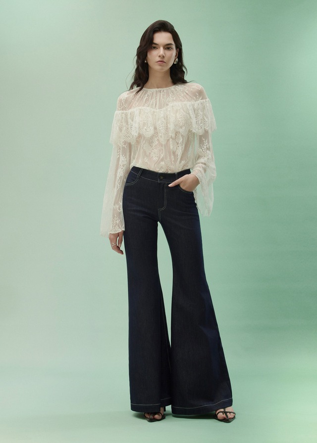 Xu hướng quần jeans đẹp nhất mùa này - Ảnh 6.