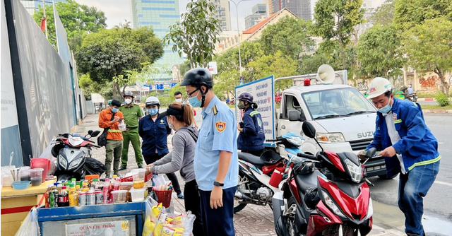 TP.HCM gặp khó trong quản lý trật tự đô thị, xây dựng vì thiếu lực lượng- Ảnh 1.