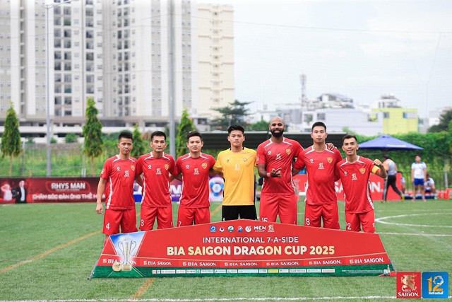 Bia Saigon Dragon Cup 2025: Bia Saigon tiếp lửa cho b&oacute;ng đ&aacute; Việt vươn xa- Ảnh 1.