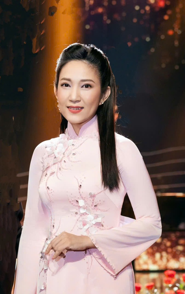 Chia sẻ của NSND Thanh Thúy khi được vinh danh nhân ngày truyền thống ngành văn hóa- Ảnh 3. Chia sẻ của NSND Thanh Thúy khi được vinh danh nhân ngày truyền thống ngành văn hóa- Ảnh 3.