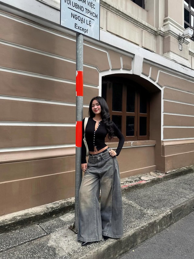 4 cách biến hóa với áo len tăm cho nàng thêm rạng ngời- Ảnh 7.