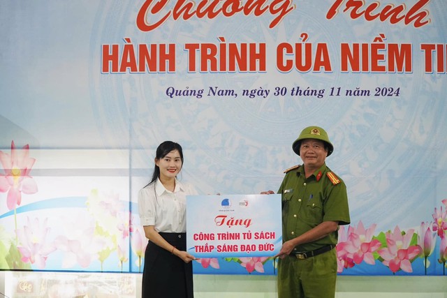 Cô giáo trẻ gieo chữ trên đỉnh Ngọc Linh- Ảnh 5. Cô giáo trẻ gieo chữ trên đỉnh Ngọc Linh- Ảnh 5.