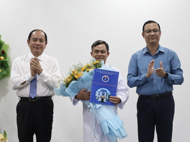 Bổ nhiệm Giám đốc Bệnh viện Chấn thương chỉnh hình TP.HCM- Ảnh 1. Bổ nhiệm Giám đốc Bệnh viện Chấn thương chỉnh hình TP.HCM- Ảnh 1.