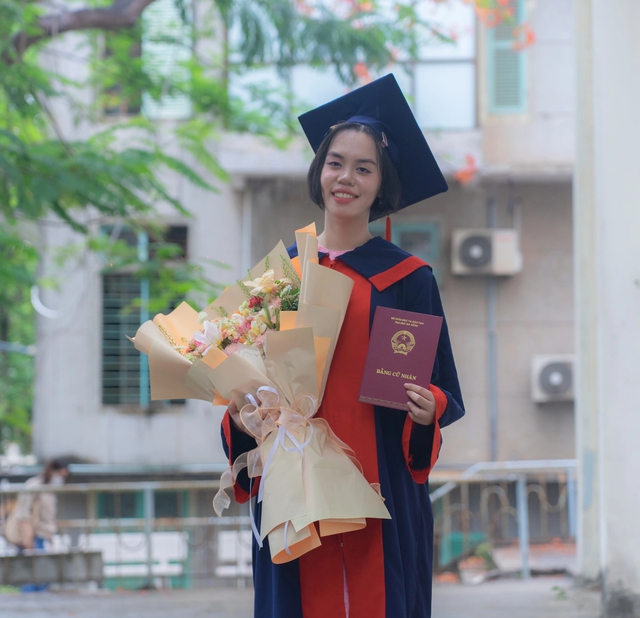 Nữ sinh xuất sắc nhận 6 học bổng du học trị giá 2 tỉ đồng - Ảnh 3.