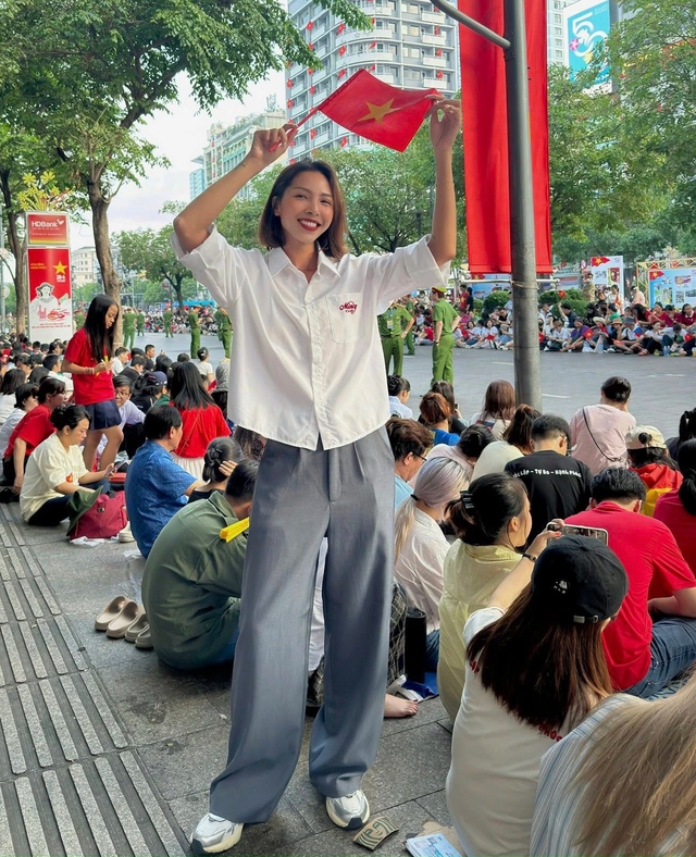 Bí quyết chọn 'full set' và thoải mái 'đu trend' A80- Ảnh 8.