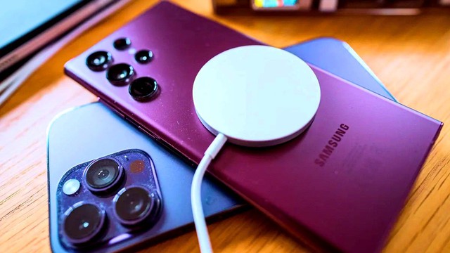 Điện thoại Samsung liệu có thể sạc với MagSafe của Apple? - Ảnh 1.