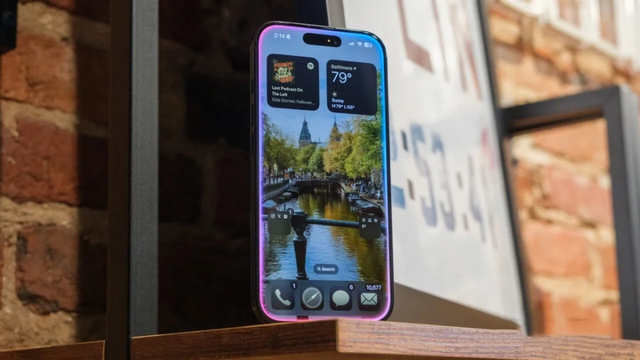 Gemini sắp cập bến iPhone theo con đường 'chính ngạch' - Ảnh 1.