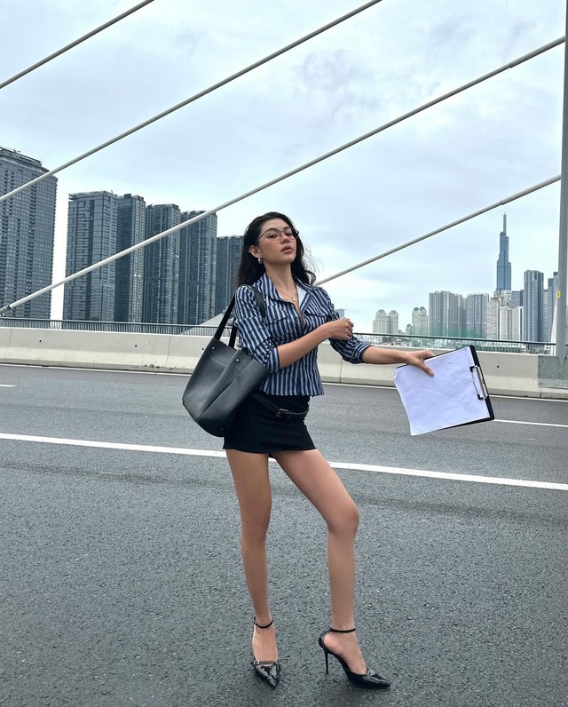 Tôn dáng thanh thoát với giày cao gót mũi nhọn- Ảnh 7.