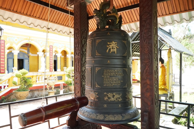 Ngôi chùa 130 năm tuổi xanh mát giữa trung tâm Cần Thơ- Ảnh 10. Ngôi chùa 130 năm tuổi xanh mát giữa trung tâm Cần Thơ- Ảnh 10.