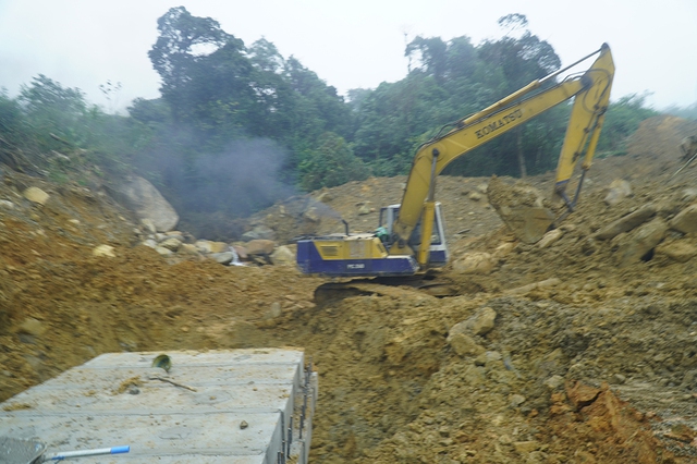 Chung dòng máu Lạc Hồng và hành trình xóa nhà tạm vùng cao Quảng Trị - Ảnh 8. Chung dòng máu Lạc Hồng và hành trình xóa nhà tạm vùng cao Quảng Trị - Ảnh 8.