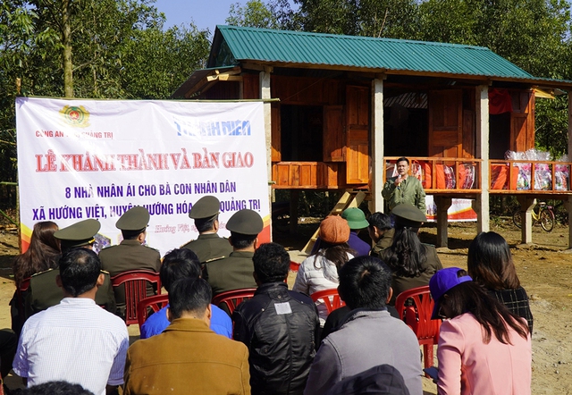 Chung dòng máu Lạc Hồng và hành trình xóa nhà tạm vùng cao Quảng Trị - Ảnh 7. Chung dòng máu Lạc Hồng và hành trình xóa nhà tạm vùng cao Quảng Trị - Ảnh 7.