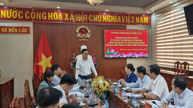 Cử lãnh đạo xuống cơ sở, giải quyết vướng mắc trong 24 giờ- Ảnh 2.