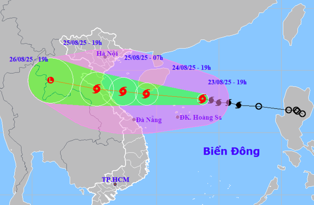 Bão số 5 đặc biệt nguy hiểm, Thủ tướng yêu cầu ứng phó khẩn trương nhất, quyết liệt nhất- Ảnh 1. Bão số 5 đặc biệt nguy hiểm, Thủ tướng yêu cầu ứng phó khẩn trương nhất, quyết liệt nhất- Ảnh 1.