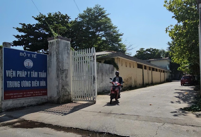 Viện Pháp y tâm thần T.Ư Biên Hòa: 2 cựu viện trưởng nhận hối lộ- Ảnh 1. Viện Pháp y tâm thần T.Ư Biên Hòa: 2 cựu viện trưởng nhận hối lộ- Ảnh 1.