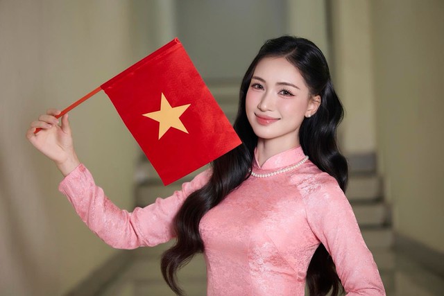 Ca sĩ Hòa Minzy và Hà Myo trúng cử Ban Chấp hành T.Ư Hội Liên hiệp Phụ nữ Việt Nam
- Ảnh 1. Ca sĩ Hòa Minzy và Hà Myo trúng cử Ban Chấp hành T.Ư Hội Liên hiệp Phụ nữ Việt Nam
- Ảnh 1.