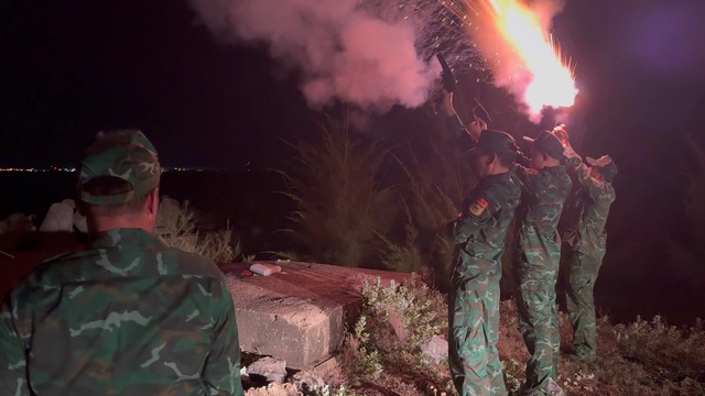 Miền Trung ứng phó bão số 5: Khẩn trương bảo vệ an toàn cho người dân - Ảnh 2. Miền Trung ứng phó bão số 5: Khẩn trương bảo vệ an toàn cho người dân - Ảnh 2.