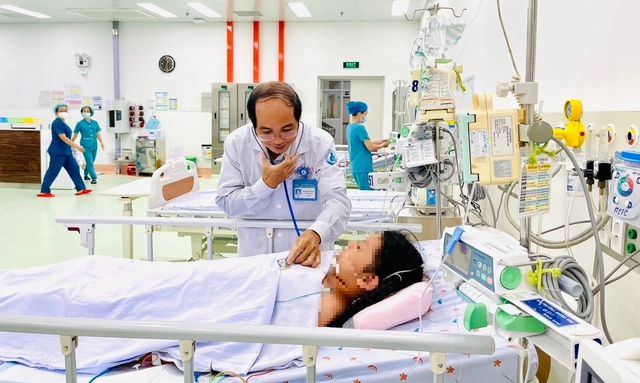 TP.HCM: 15 ca sốt xuất huyết tử vong, dự báo ca bệnh tiếp tục gia tăng - Ảnh 1.