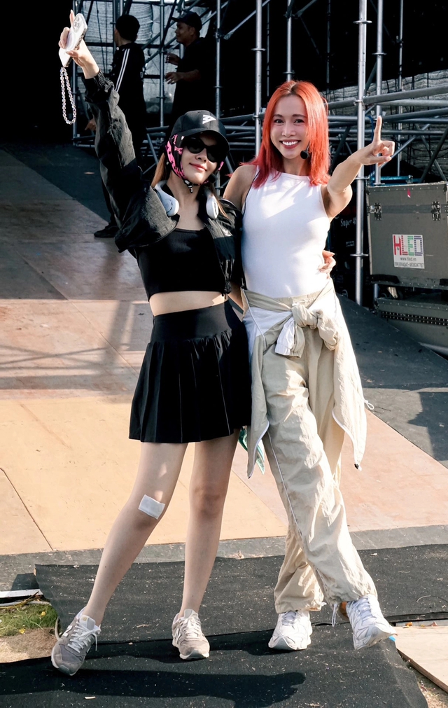 Đừng bỏ lỡ Athleisure - bí kíp mặc đẹp, thoải mái cho kỳ nghỉ Quốc khánh - Ảnh 1.