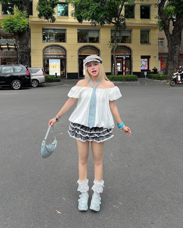 'Ghi điểm' cùng phong cách đơn giản với cà vạt nữ - Ảnh 3.