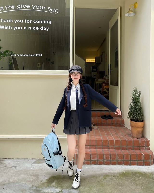 'Ghi điểm' cùng phong cách đơn giản với cà vạt nữ - Ảnh 5.