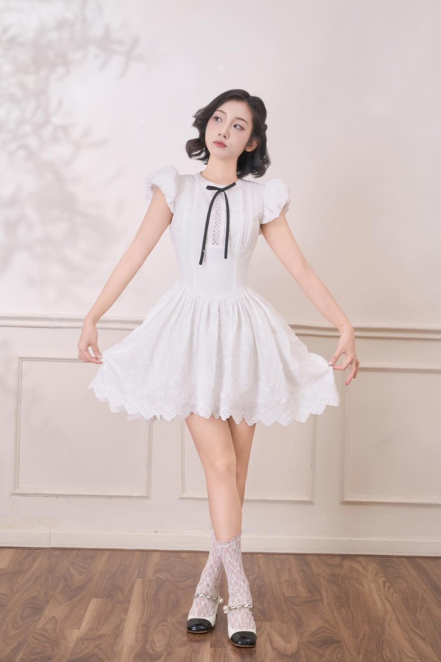 Những lý do khiến váy ngắn trở thành biểu tượng của sự tự do và nữ tính - Ảnh 7.